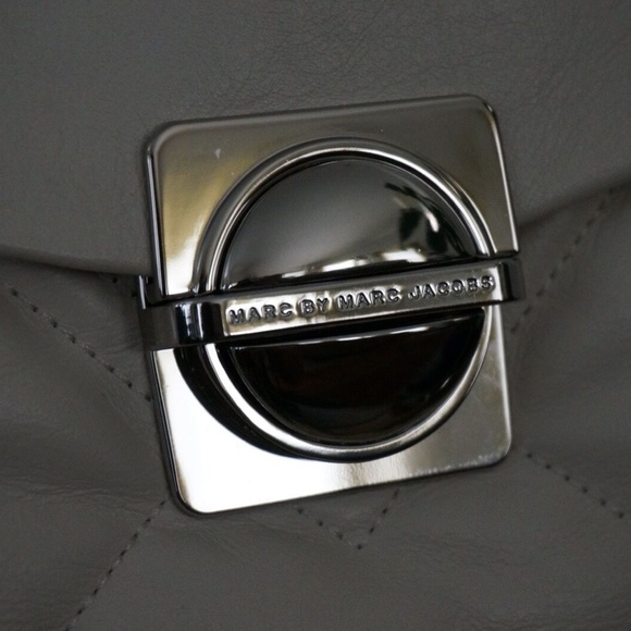 NWT Marc by Marc Jacob Circle in Square Quilted Shoulder Bag in off white - Picture 4 of 11